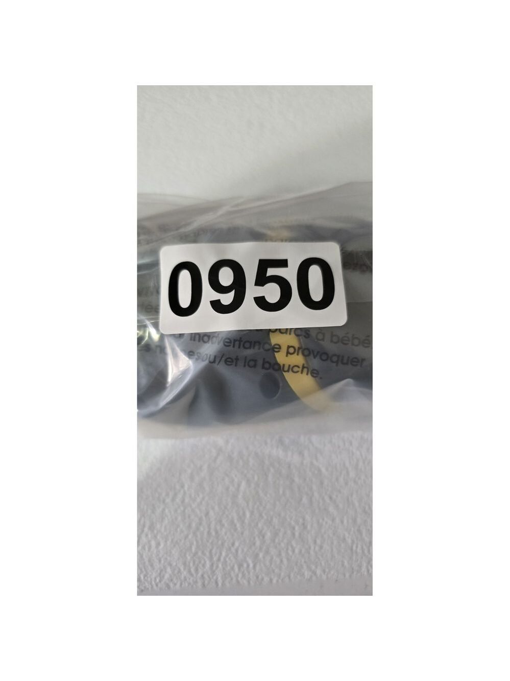 MM9 Gray and Yellow Moisture Meter - Handheld Kitchen Tool - Picture 7 of 7